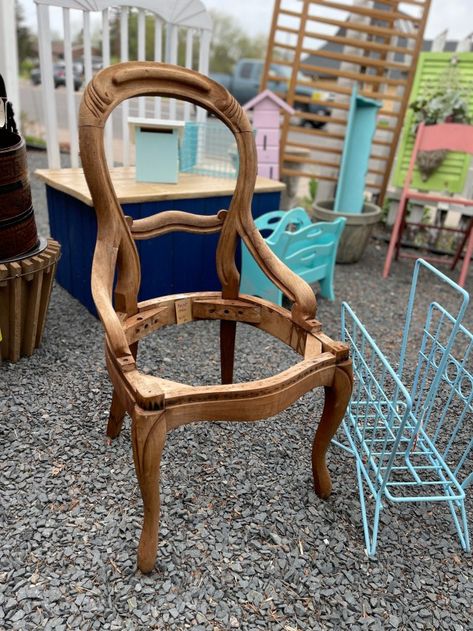 How to Reupholster a Chair Seat (when you don't know what you're doing) How To Recover Chair Cushions, Refurbished Victorian Chair, Recover Chair Seats, How To Reupholster A Chair, Chair Fabric Ideas Reupholster, Cave Chair, Reupholster Chair Diy, Home Office Diy, Recovering Chairs