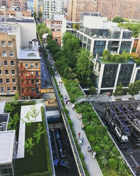 High above the High Line #nyc #chelsea #highline #landscape #park #纽约 New York Highline Park, High Lane New York, Ny High Line, The High Line New York, High Line Park New York, The Highline Nyc, Linear Park Design, New York Highline, Chelsea Highline