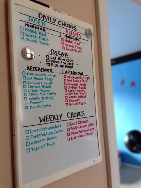 Chore Whiteboard Ideas, White Board Ideas Chores, Dry Erase Board To Do List Ideas, Family Dry Erase Board Ideas, White Board To Do List Ideas, Roommate Whiteboard Ideas, Chore Poster Board Ideas, Whiteboard Ideas Organization Home, Chores Whiteboard Ideas