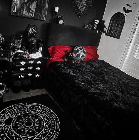 #gothicdecor • Instagram Killstar Bedroom, Goth Dorm Room, Gothic House Decor, Hades Footwear, Goth Bedroom Ideas, Edgy Bedroom, Gothic Homes, Gothic Decor Bedroom, Goth Room