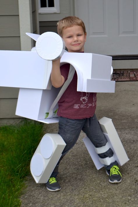 Optimus Prime Costume Diy, Bumble Bee Transformer, Transformer Halloween Costume, Costume Template, Optimus Prime Costume, Transformer Costume, Halloween Costumes Kids Boys, Lego Costume, Robot Costumes