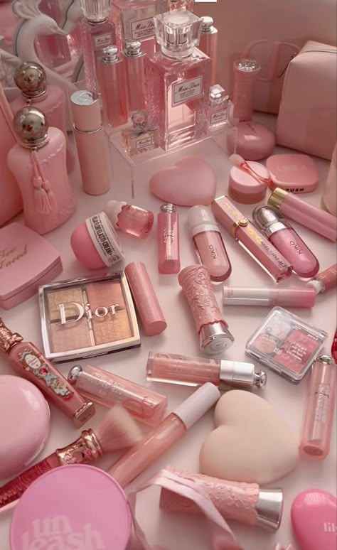 #dior #diorbeauty #diormakeup #beautyblog #delina #perfume #pink Koleksi Makeup, Alat Makeup, Sephora Skin Care, Pink Cosmetics, Pink Perfume, Fancy Makeup, Dior Makeup, Pink Girly Things, Luxury Makeup