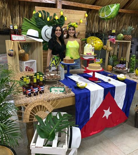 Cuban party🇨🇺 Cuba Decorations Party, Colombian Party Theme, Cuba Party, Cuban Party, Havana Nights Party, Cuban Culture, Food Fest, Havana Nights, Table Food