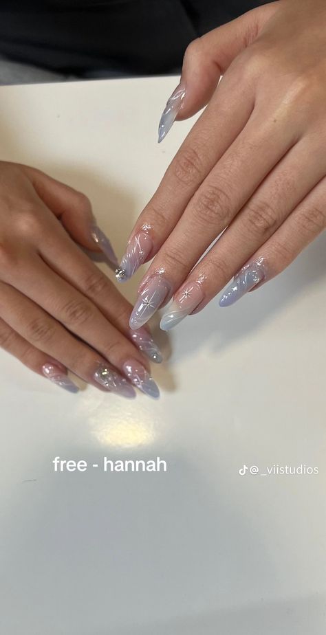 White And Green Aura Nails, White Aura Nails, Nails Jewellery, Year Nails, White Aura, Gel Nail Ideas, Aura Nails, Prom Outfit, Korean Nails