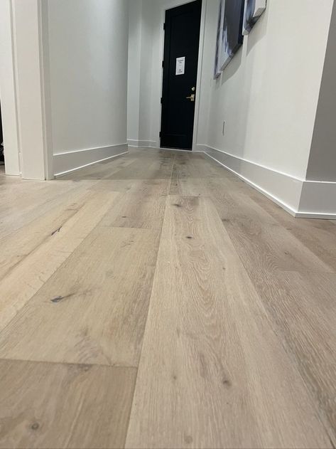 Wide Oak Flooring, Beach House Flooring, Wood Look Tile Floor, Prefinished Hardwood Floors, Hardwood Floor Colors, Villa Borghese, French Oak Flooring, Oak Laminate Flooring, Wood Tile Floors