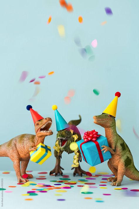 Threerex Birthday, Dino Decor, Party Pooper, Dinosaur Birthday Theme, Dinosaur Birthday Party Decorations, Birthday 4, Dinosaur Birthday Cakes, Dinosaur Themed Birthday Party, Dino Birthday Party