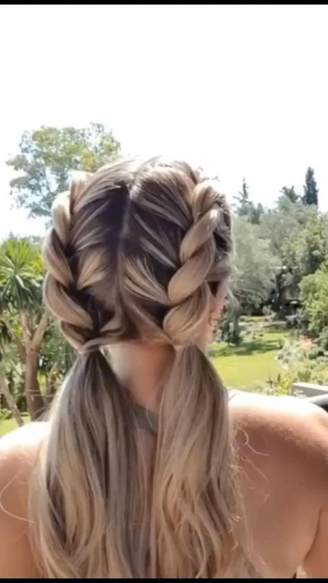 Hairstyles That Are In Right Now, Summer Hair Styles 2023, Kendall Hairstyles, Vacay Hair, Poppy Hairstyles, Hairstyle 2022, Haircut Selfie, Vegas Hair, Pool Hair