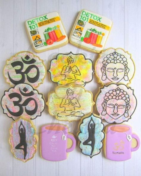 Yoga Cookies Decorated, Yoga Decoration Ideas, Yoga Cookies, Sugar Cookies Birthday, Yoga Party, Sports Cookies, Yoga Food, Yoga Themes, Yoga Ideas