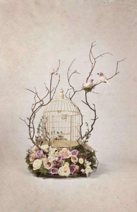 Decorating Chandeliers, Tafel Decor, Bird Cage Decor, Birdcages, Deco Floral, Bird Cages, Centre Pieces, Center Pieces, Ikebana