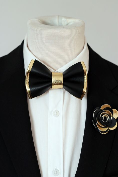 Black And Gold Bow Tie, Black Tie Men, Leather Bowtie, Mens Tux, Nice Suits, Rose Gold Wedding Set, Bow Tie For Men, Gold Bow Tie, Groomsmen Gift Set