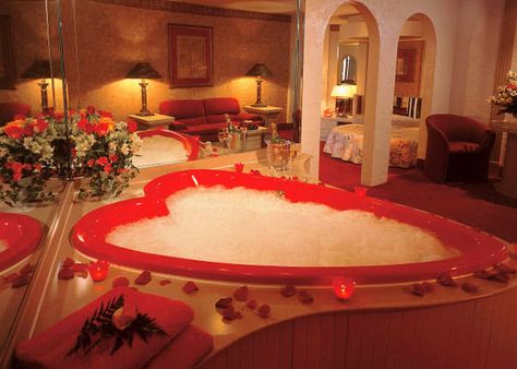 Heart Bathtub | red heart-shaped hot tub Romantic Bath, Love Core, Palace Resorts, Honeymoon Suite, Romantic Ideas, Romantic Places, Romantic Look, Romantic Valentine, Bath Tub