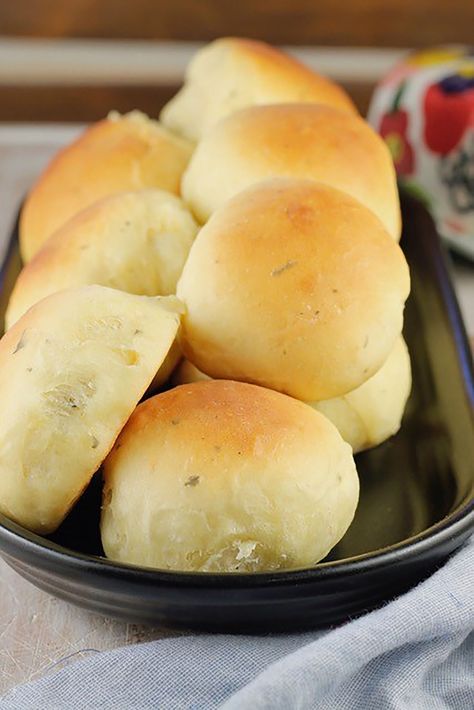 Buttermilk Ranch Dinner Rolls recipe | Red Star Yeast Soft Yeast Rolls Recipe, Buttermilk Dinner Rolls, Yeast Rolls Recipe, Red Star Yeast, Buttermilk Ranch, Yeast Recipes, Homemade Rolls, Dinner Rolls Recipe, Yeast Rolls