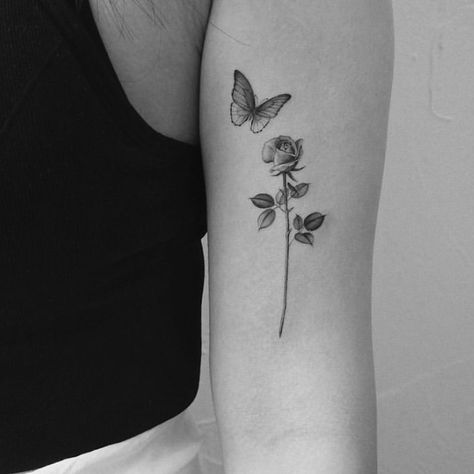 Micro Realism Flower Tattoo, Realism Flower Tattoo, Realism Rose Tattoo, Hanna Tattoos, Single Rose Tattoos, Micro Realism, Line Art Tattoo, Line Art Tattoos, Single Rose