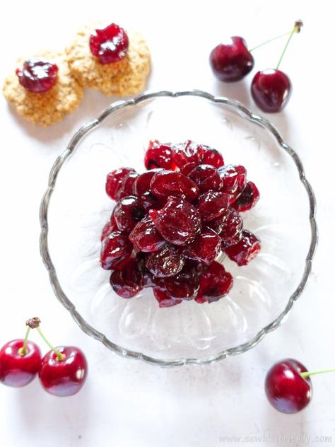 Candied Cherries Recipe, Candied Fruit Recipes, Candied Cherries, Candied Orange Slices, Easy Rose, Candied Fruits, Cherry Lemonade, Candied Orange, Canned Cherries