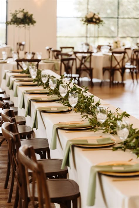 Boho Wedding Reception Table, Cream Table Cloth, Sage Green Napkins, Green Charger Plates, Napkins Wedding Table, Green Table Settings, Gold Charger Plates, Boho Wedding Reception, Bohemian Wedding Decor