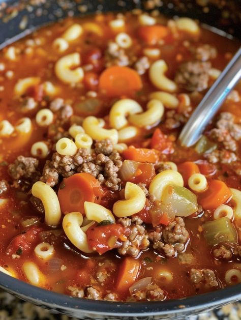 Mac Soup Recipes, Beef And Tomato Macaroni Soup Crock Pot, Tomato Beef Noodle Soup, Hamburg Macaroni Soup, Macaroni Beef Soup, Macaroni Hamburger Soup, Hamburger Noodle Soup, Beef And Tomato Macaroni Soup, Hamburger Soup With Macaroni