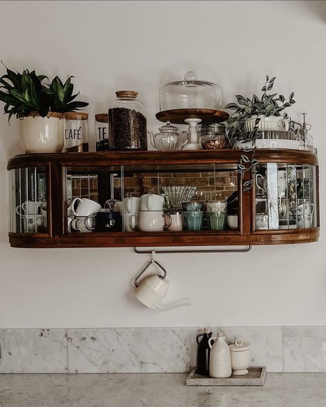 Home Coffee Station Ideas, Aesthetic Corner, Home Coffee Station, Coffee Station Ideas, Home Coffee Stations, Welcome To My House, Home Coffee Bar, Creative Coffee, Coffee Corner