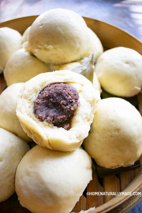 Homemade Red Bean Buns {Dou Sha Bao} Recipe Red Bean Paste Buns, Bean Paste Buns, Bao Buns Recipe, Bao Recipe, Authentic Chinese Food, Sweet Red Bean Paste, Adzuki Beans, Sweet Red Bean, Country Bumpkin