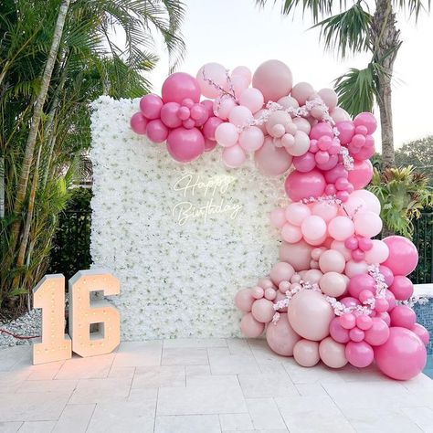 JanettLoveShop LLC on Instagram: "Cherry Blossom theme 🌸 #sweet16 #sweet16cherryblossomtheme #cherryblossom #cherryblossomtheme🌸 #sweet16party #cherryblossomballoons #pinkballoons" Cute Sweet 16 Party Themes, Cherry Blossom Balloons, Sweet 16 Flower Wall, Pink Flower Sweet 16, Sweet Sixteen Summer Party Ideas, 16 Birthday Backdrop Ideas, Sweet 16 Birthday Party Decorations, Sweet 16 Party Backdrop Ideas, Cherry Blossom Balloon Arch