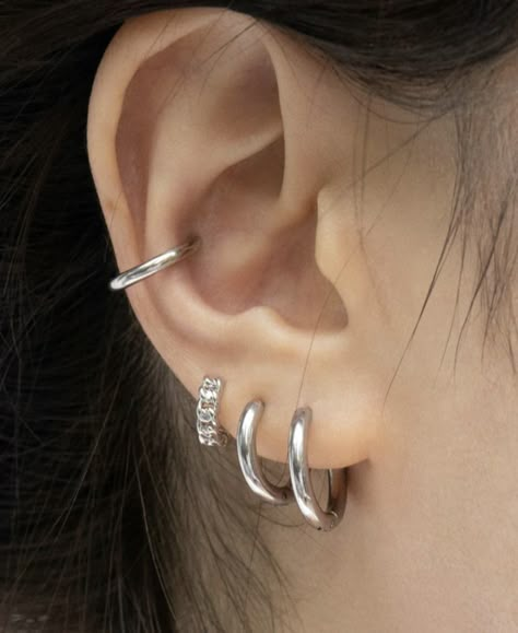 Chain Link Earrings, Silver Stack, Multiple Earrings, Cute Ear Piercings, Piercing Inspo, Multiple Piercings, Ear Stack, Link Earrings, Stacked Jewelry