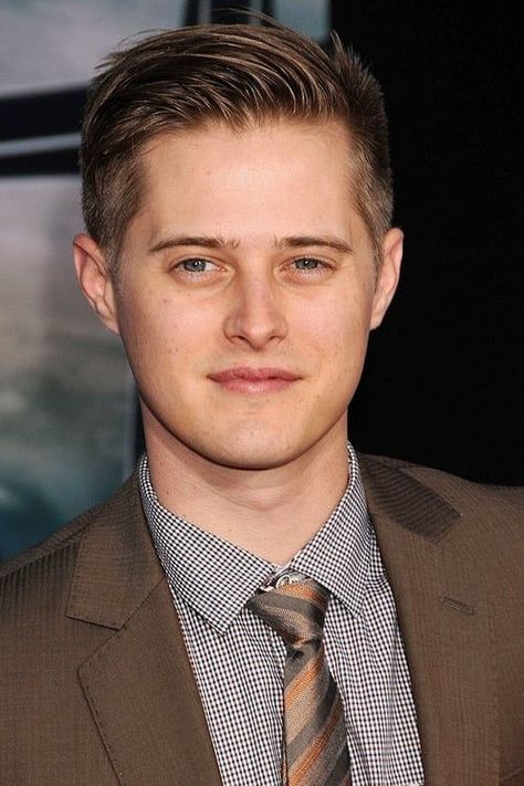 Lucas Grabeel Lucas Grabeel, Bark Bark Woof Woof, Ryan Evans, High School Musical, Single Person, Man Crush, Disney Channel, My Crush, Then And Now