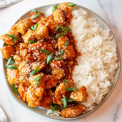 Honey soy chicken bites are a deliciously sweet and savory chicken that pairs perfectly with white rice. This homemade Chinese food is perfect any night of the week. Chicken Parmesan Recipe Food Network, Chicken Parmesan Recipe Air Fryer, Healthy Chicken Parmesan Recipe, Air Fryer Chicken Parmesan Recipe, Breading Chicken, Chicken Parmesan Recipe Healthy, Crispy Fried Chicken Recipe, Baked Chicken Parmesan Recipe, Keto Chicken Parmesan