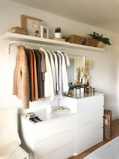 Natural vibes, natural tones, zen bedroom. Zen vibes, warm colors, ikea malm, dresser. Closet In Room Bedrooms, Ikea Malm Wardrobe, Mulig Ikea Ideas, Above Dresser Storage Ideas, Exposed Closet Bedroom, Small Closet Dresser, Closet In Small Room, Malm Dresser In Closet, Malm Dresser Closet