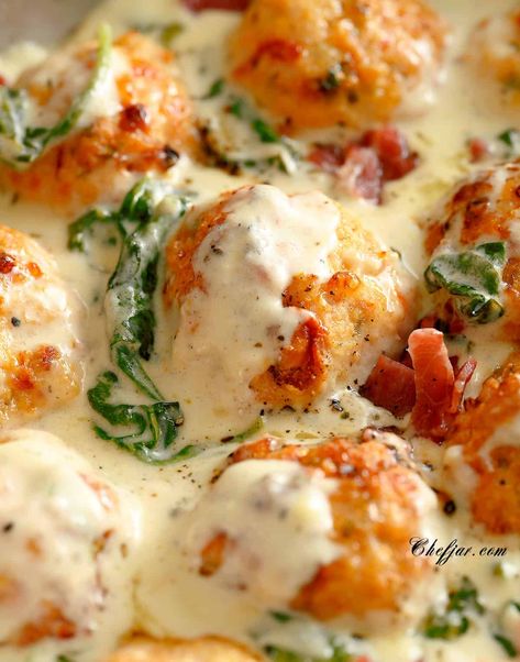 Meatball And Ricotta Casserole, Meatballs With Whipped Ricotta, Baked Chicken Ricotta, Chicken Meatball Alfredo, Baked Chicken Ricotta Meatballs Recipe, Chicken Ricotta Meatballs Recipe, Healthy Dinner Recipes Meatballs, Baked Ricotta Meatballs, Spinach Feta Chicken Meatballs