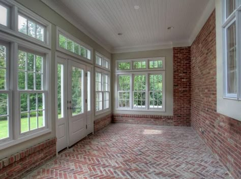 Love the brick Closed In Porch, Enclosed Patio Ideas, Brick Floors, Four Seasons Room, Balkon Decor, Enclosed Porch, Sunroom Addition, Screened Porches, Greenhouse Interiors