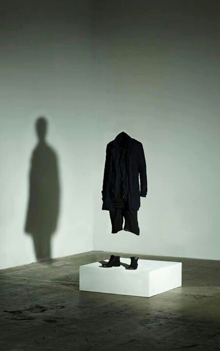 . Invisible Man Art, Invisible Person, Invisible Art, Ghost Clothes, Invisible Clothes, Shadow Fashion, Shadow Man, The Invisible Man, Invisible Man