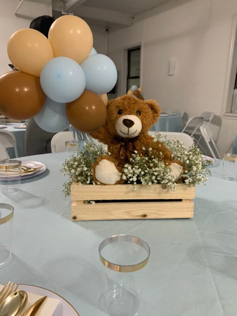 We Can Bearly Wait Centerpiece Ideas, Bear Themed Baby Shower Centerpieces, Can Bearly Wait Centerpieces, Bearly Wait Centerpieces, Teddy Bear Centerpieces Diy, Bear Centerpiece Ideas, Teddy Bear Plushies, Teddy Bear Baby Shower Centerpiece, Teddy Bear Centerpieces