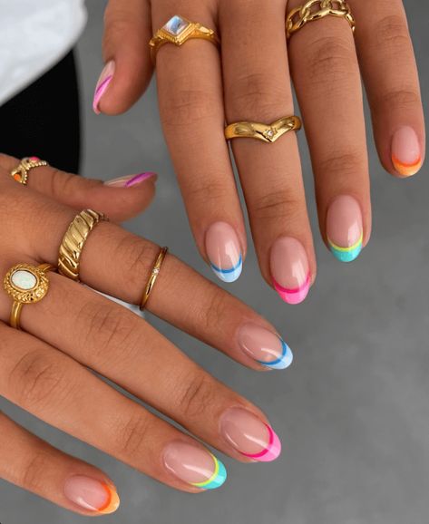 Blue And Gold Tip Nails, Bright French Tips Nails, Beach Nails Bright Colors, Summer Nail Ideas Oval, Fun Nail Tips, French Tip Nails Bright Colors, Preppy Vacation Nails, Almond Nails Fun Designs, Colorful Aesthetic Nails