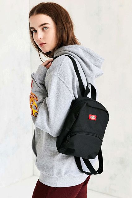 Dickies and Urban Outfitters collaborated on a mini backpack. Yes, please. Dickies x UO Mini Backpack, $29, available at Urban Outfitters.  #refinery29 http://www.refinery29.com/cute-clothing-under-30-dollars#slide-12 Blue Backpack Outfit, Mini Backpack Outfit, Dickies Backpack, Teen Backpacks, Woven Backpack, Rucksack Bags, Backpack Outfit, Red Backpack, Mini Backpacks