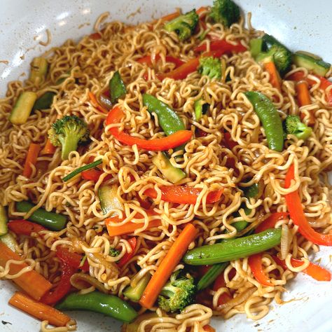 Island Noodles Recipe - Festival Copycat Recipe Polynesian Noodles, Island Noodles Recipe, Island Noodles, Flat Top Griddle Recipes, Pork And Rice Recipes, 10 Minute Meal, Pork And Rice, Black Stone Grill, Fried Noodles Recipe