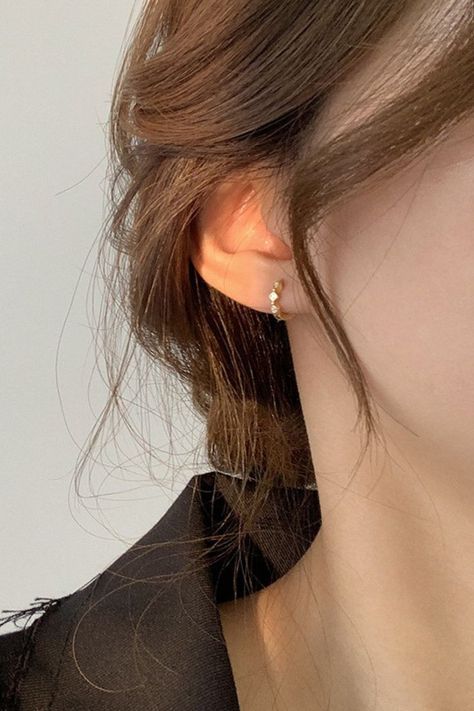 Ear piercings cartilage