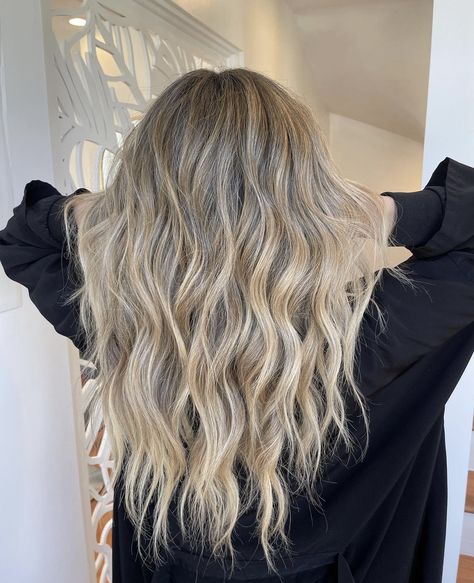 Blonde Hand Tied Extensions, Sunkissed Blonde Hair, Blond Hair Inspiration, Sun Kissed Blonde Hair, Sand Blonde Hair, Sunkissed Blonde, Sun Kissed Blonde, Healthy Blonde Hair, Blonde Hair Tips