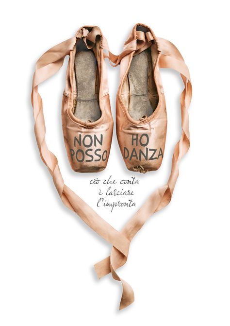 Dance Phrases, Danza Latina, Ballerina Art, Tory Burch Flats, Gymnastics, Dancer, Fan Art