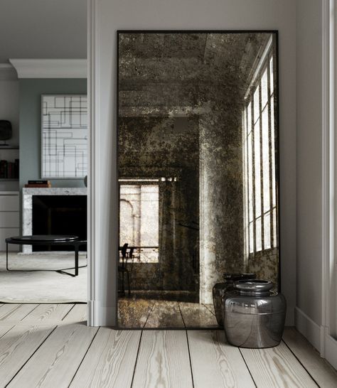 Click here to see our 2019 list of the best leaning mirrors you can find. We includ oversized leaning mirrors, floor mirrors and more. Leaning Mirror Decor, Antique Bronze Mirror, Interior Design Blogs, Antique Brass Frame, Antiqued Mirror, Inside A House, Leaning Mirror, Boxing Gym, Custom Mirrors