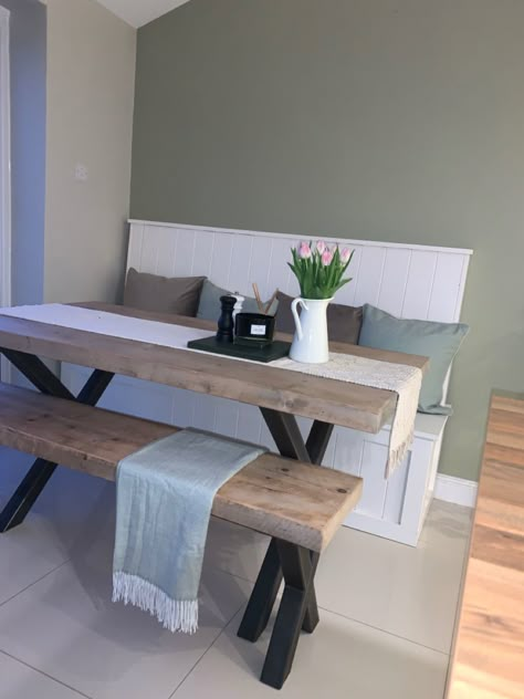 Kitchen Table And Bench Ideas, Kitchen Diner Seating Area, Small Dining Bench Seating, Bench Seat Dining Table Small Spaces, Small Kitchen Bench Table, Small Bench Table, Small Bench Dining Table, Dining Room With Bench Against Wall, Small Dinner Table Ideas