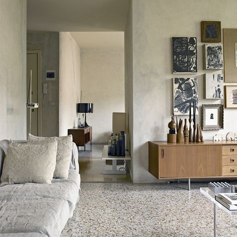 Terrazzo Tiles Living Room, Terrazzo Living Room, Terrazzo Flooring Living Room, Terrazzo Interior, Grey Terrazzo Floor, Terrazo Flooring, Tiles Living Room, Havenly Living Room, Terrazzo Floor