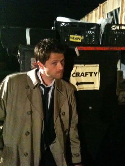 Crafty Misha...Misha Collins as Castiel Misha Collins, Making Things, Destiel, Castiel, Winchester, Custom Items, And Sign, Photo Storage, Dean