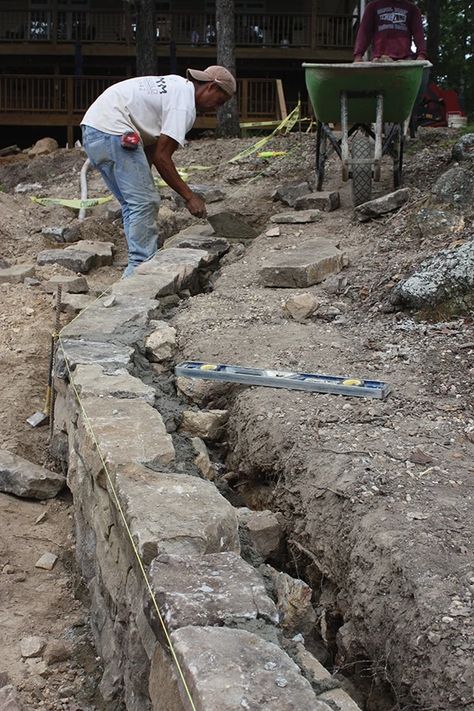 Landscape Walls of Dry-Stack Stone - Extreme How To Dry Stone Wall Garden Landscape Design, Stacked River Rock Wall, Dry Stone Wall Garden, Dry Stack Stone Wall, Drystack Stone Wall, Cabin Landscaping, Barnwood Builders, Dry Stone Walling, Landscape Drainage