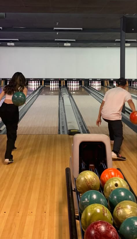 bowling, friend, brother, sister, bf, girlfriend, couple, date, arcade Dates With Friends Ideas, Blind Date Aesthetic, Activities To Do With Your Best Friend, Relationship Things To Do, Go Out With Friends Aesthetic, Many Friends Aesthetic, Couple Bowling Aesthetic, Vision Board With Friends, Activity With Boyfriend