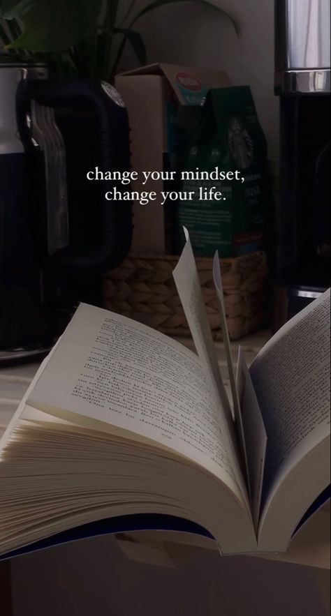 Change Your Life Quotes, Change Mindset, Vision Board Wallpaper, Career Vision Board, Vision Board Photos, Vision Board Pictures, Dream Vision Board, Life Vision Board, Vision Board Affirmations