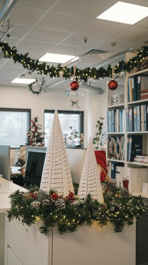 19 Office Christmas Decorations Ideas » HomeQly.com Christmas Office Cubical Decorations, School Office Christmas Tree, Christmas Tree Farm Office Decorations, Xmas Office Decor, Reception Christmas Decorations Office, Office Lobby Christmas Decor, Christmas Office Desk Decor, Work Christmas Decorations Office, Work Desk Christmas Decor