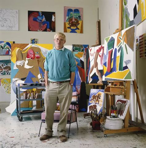 David Hockey, Picture Clips, David Hockney Art, Artist Portraits, Painters Studio, Pop Art Movement, Easels, David Hockney, British Artist