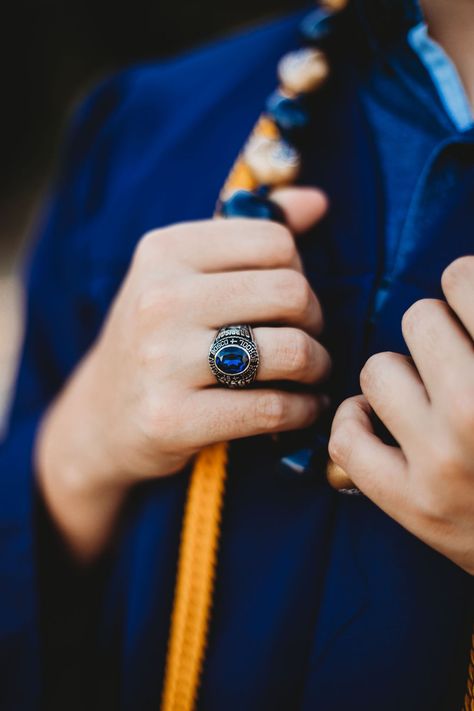 Senior Pictures With Class Ring, Senior Ring Pictures, Class Ring Photoshoot, Class Ring Pictures, Class Ring Senior Pictures, Ring Photoshoot, Grad Portraits, Cap And Gown Photos, Cap And Gown Pictures