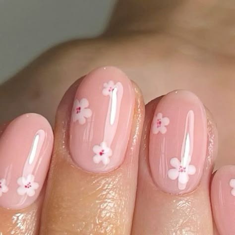 Cute Pink Flower Nails, Small Flower Nails, Baby Pink Nail Designs, Bb Nails, Mommy Nails, Gel Nails Cute, Cherry Blossom Nails Art, Pink Flower Nails, Cherry Blossom Nails