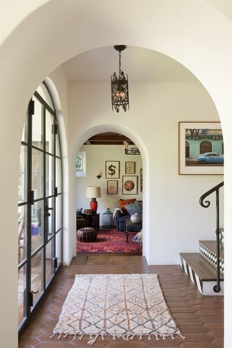 Mission Revival, Spanish Colonial Revival, Spanish Colonial Homes, Spanish Revival Home, Spanish Bungalow, Holmby Hills, Spanish Style Home, Casas Coloniales, Spanish Style Homes