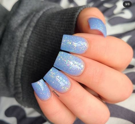 Nails Azul Pastel, Baby Blue Glitter Nails, Periwinkle Nails, Pastel Blue Nails, Nail Dipping Powder Colors, Blue Glitter Nails, Light Blue Nails, Baby Blue Nails, Minimal Nails